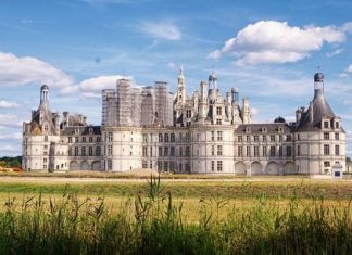Chiêm ngưỡng vẻ đẹp lộng lẫy của lâu đài Château de Chambord - Pháp